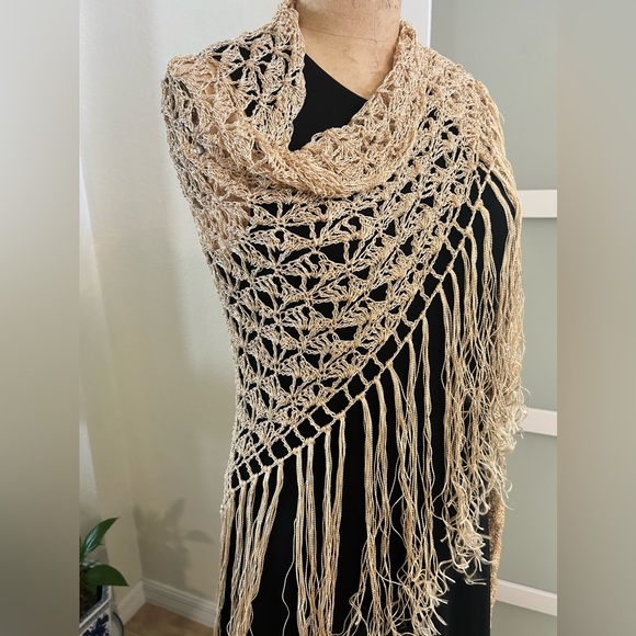 Large Crochet Shawl in cream. - Picture 3 of 6